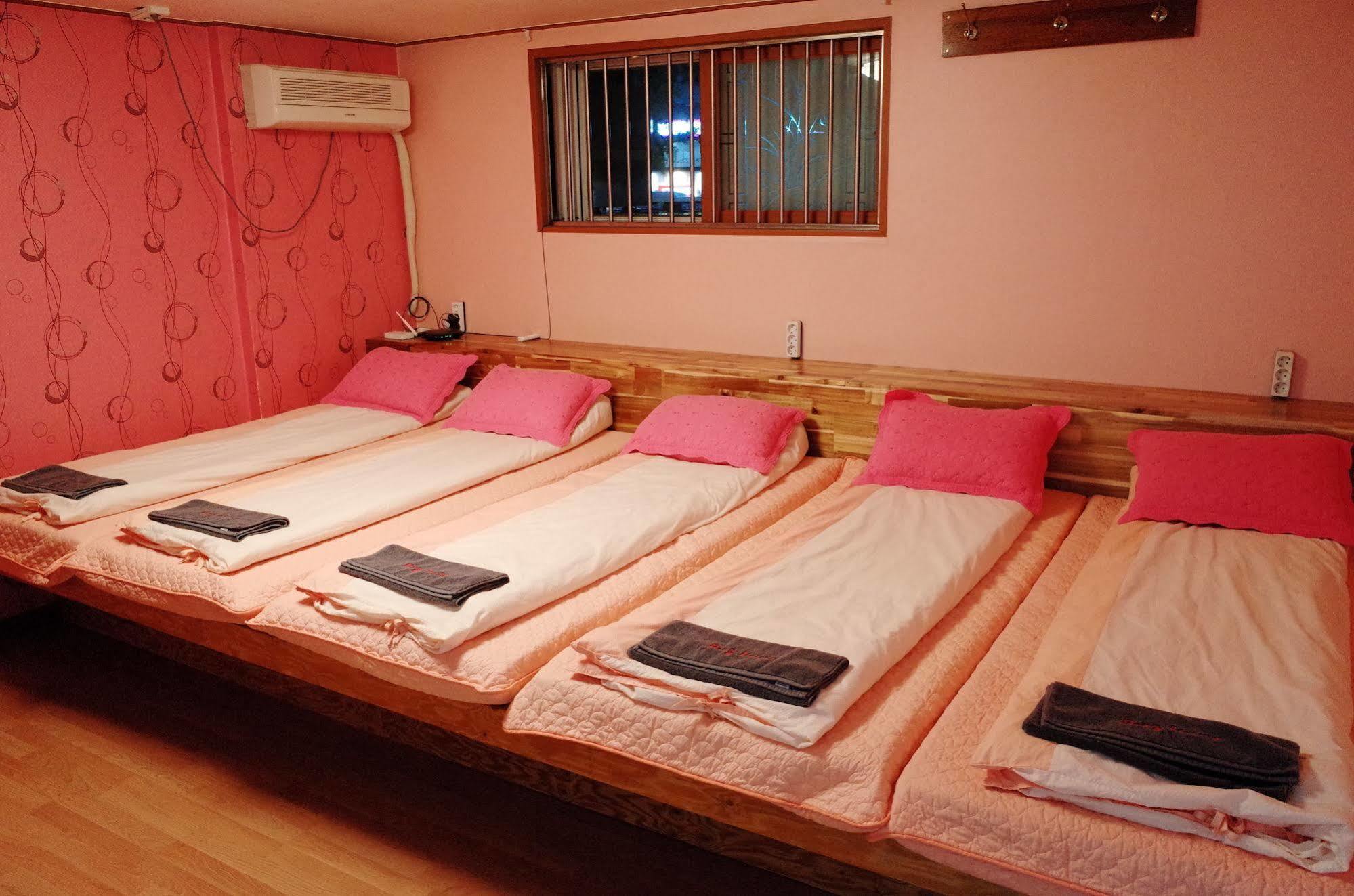 Hostel Bong Backpackers Seul Zewnętrze zdjęcie